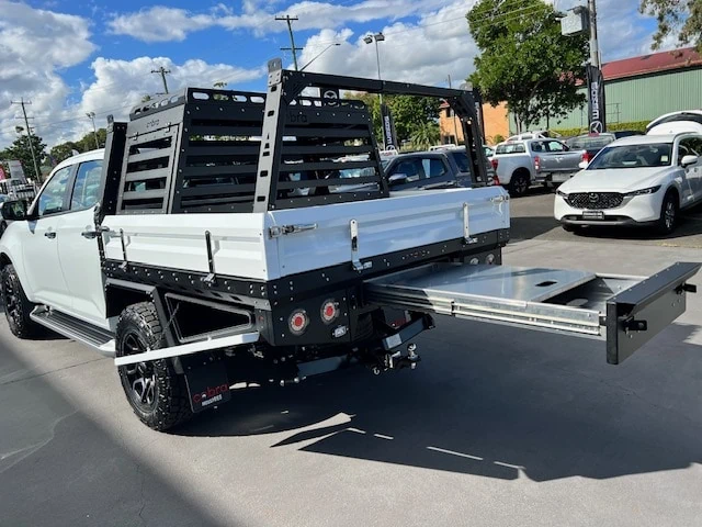 Aluminum UTE Canopy